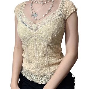 [SOLD ON DEPOP] FAIRYCORE CREAM LACE TOP 🐇